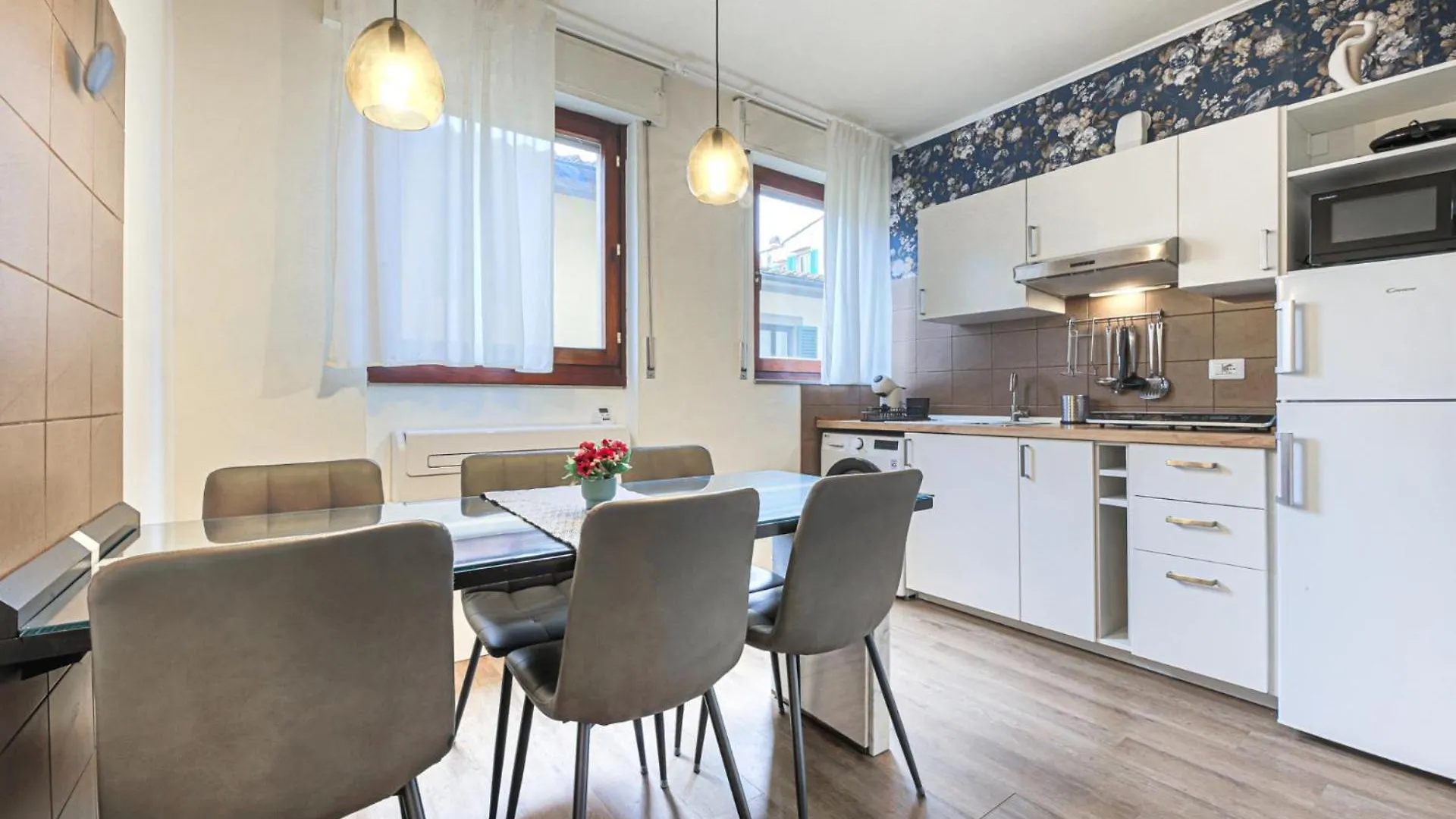 Apartments Florence- Kaleidos  Firenze