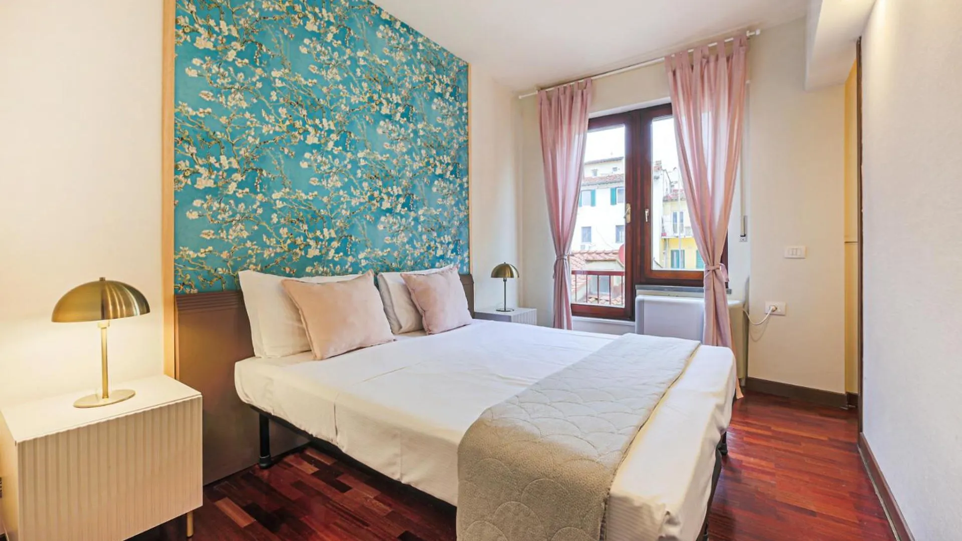 Apartments Florence- Kaleidos 0*, Florence