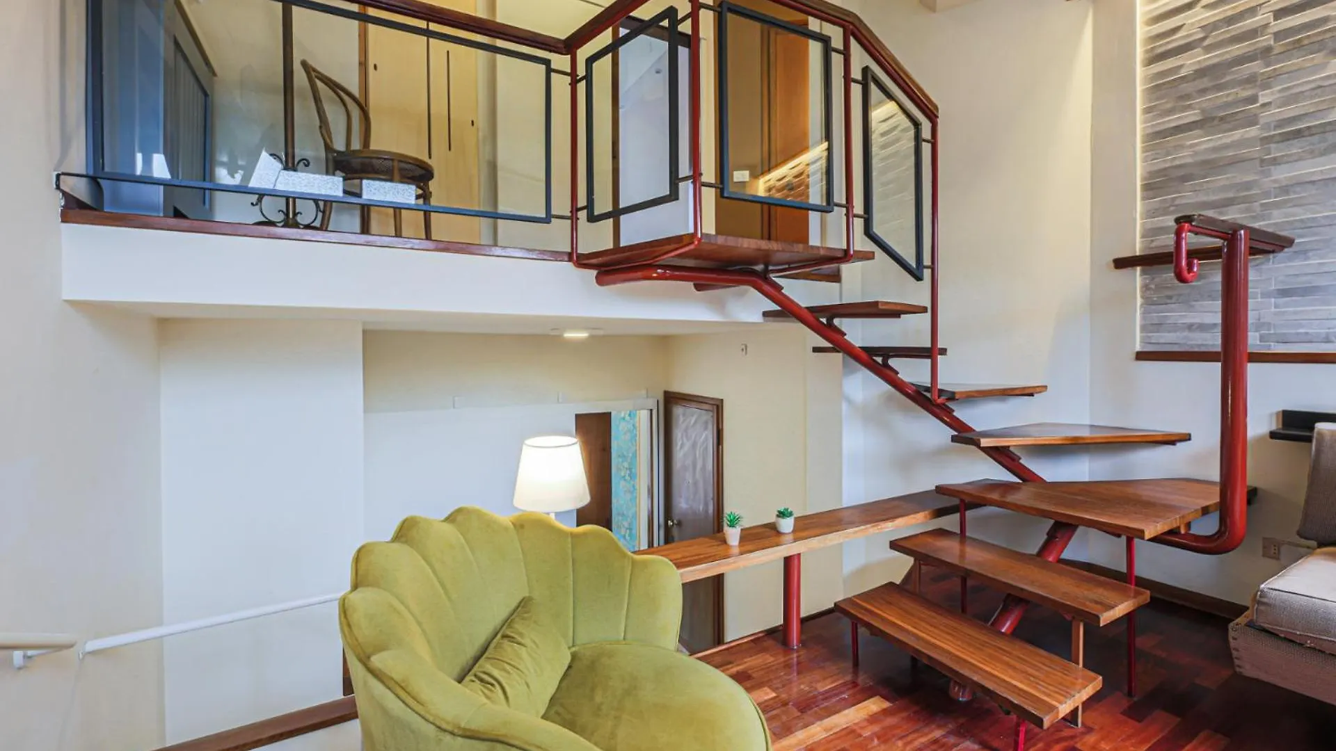 Apartments Florence- Kaleidos Italy